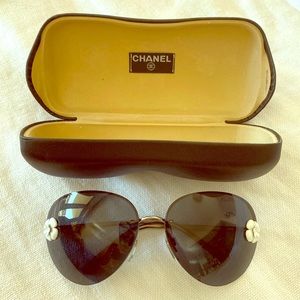 *RARE* CHANEL Camellia white flower aviators